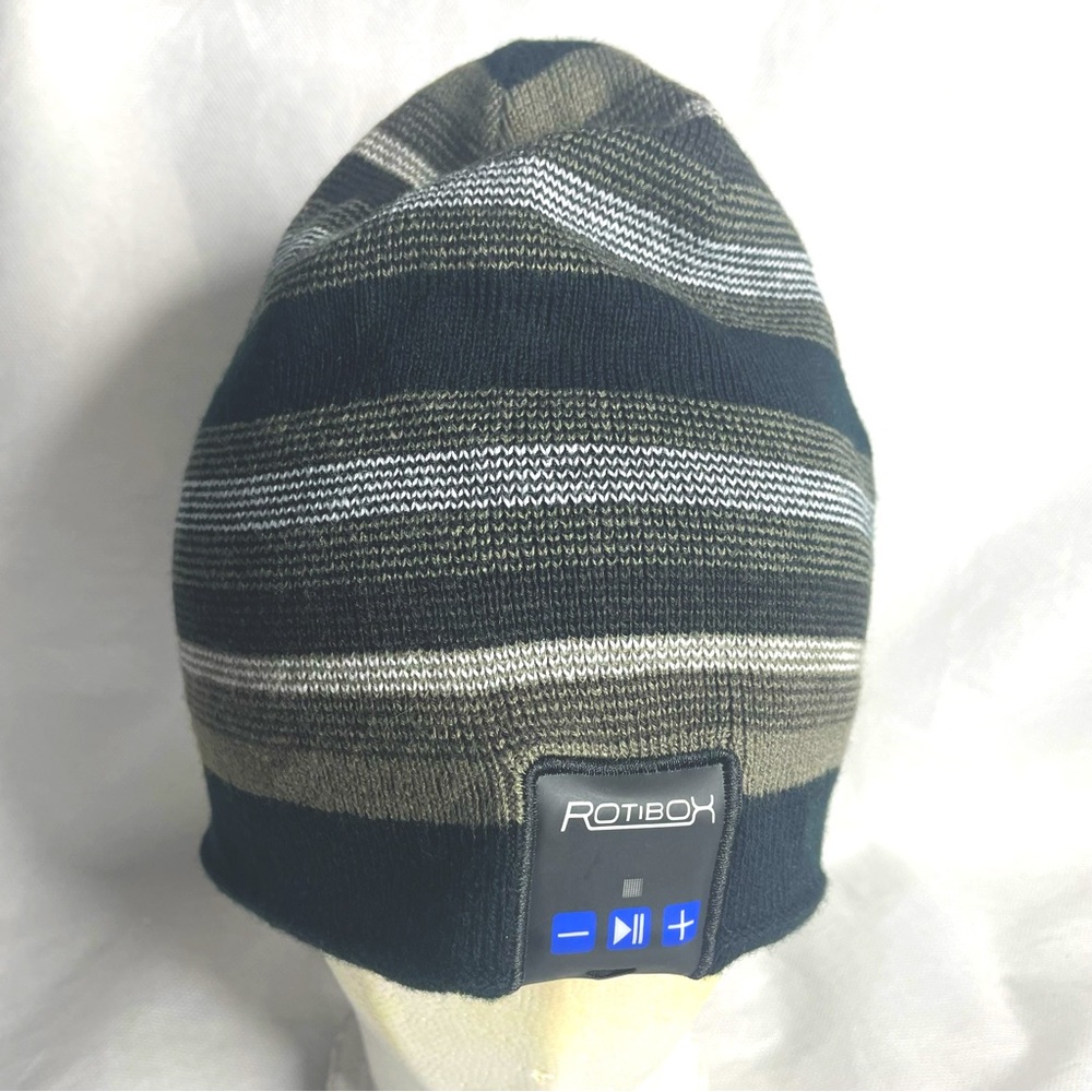 Rotibox Bluetooth Beanie Hat Outdoor Headphones Mens OSFA Gray & Black + Charger